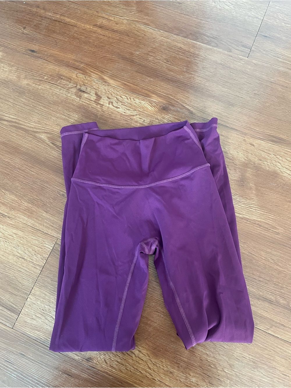NVGTN Plum Signature 2.0 Leggings Size Small